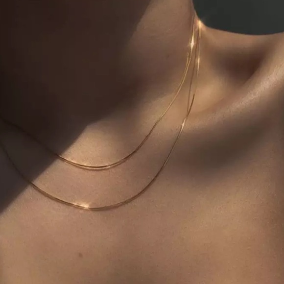 Gold plated snake chain necklace - Picture 2 of 6